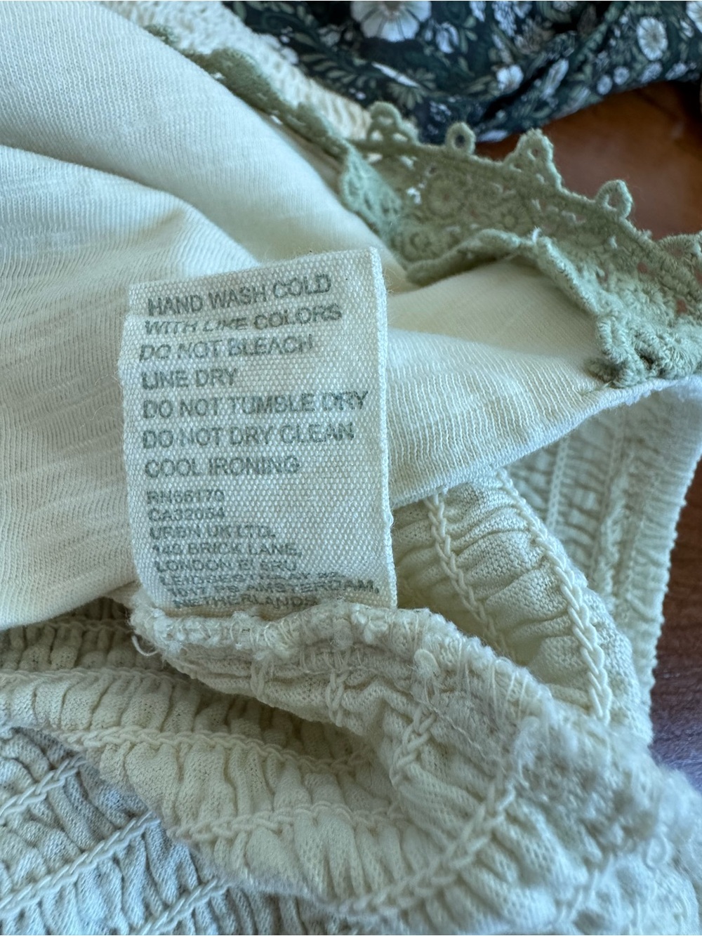 Anthropologie x Forever That Girl Smoked  FloralBalloon-Sleeve Lace Top | Size L - Picture 16 of 16
